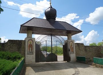 moldova/balti/landmark/tipova-monastery