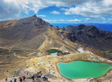 new-zealand/tongariro-national-park/landmark/tongariro-alpine-crossing-mangatepopo-car-park