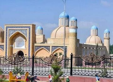 uzbekistan/namangan/landmark/ishoqxon-tora-ibrat-haykali