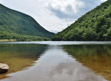 new-hampshire/franconia-notch-state-park/landmark/old-man-of-the-mountain-historic-site