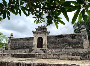 vietnam/southeast/landmark/tomb-of-empress-thanh-cung