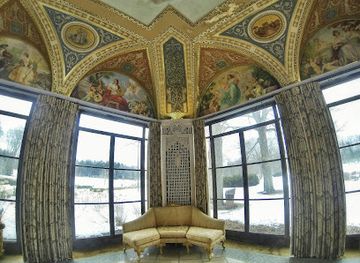 illinois/little-egypt/landmark/loyola-at-cuneo-mansion-and-gardens