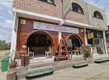 peru/ica/landmark/el-catador