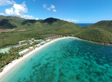 antigua-and-barbuda/barbuda/landmark/carlisle-bay-beach