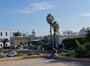 tunisia/southern-tunisia/landmark/mausoleum-of-mohammad-laz