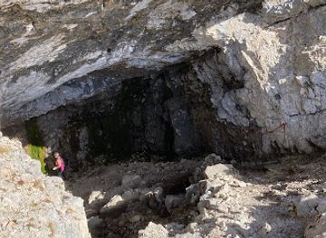 austria/dachstein-mountains/landmark/berghohle-am-krippenstein