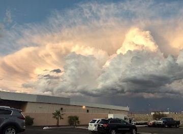 arizona/lake-havasu-city/landmark/four-clovers-restaurant