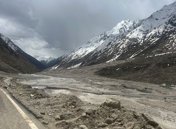 india/himalayas/landmark/roaring-himalaya