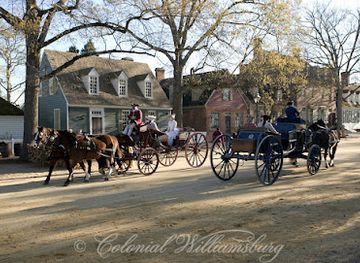 virginia/williamsburg/landmark/williamsburg-walking-tours