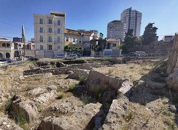 albania/durres/landmark/durres-amphitheatre