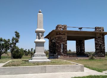 arkansas/grand-prairie/landmark/pawnee-rock-state-historic-site