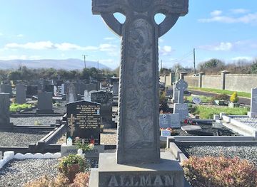 ireland/tralee/landmark/billy-leen-artistic-memorials-sculptures