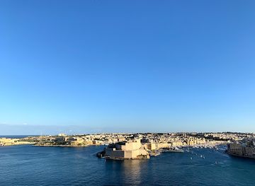malta/marsamxett-harbour/landmark/auberge-de-castille-castile