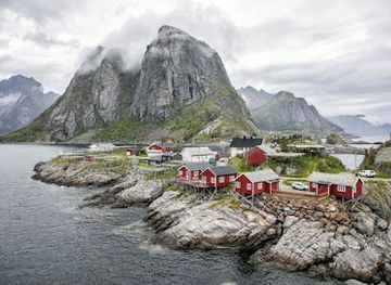 norway/senja-island/landmark/sommaroy