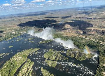 zambia/batoka-gorge/landmark/batoka-airport-helicopter-and-microlite-rides