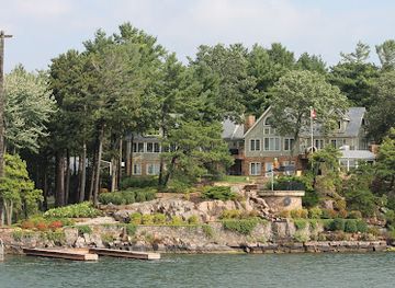 new-york/thousand-islands/landmark/1000-islands-arch