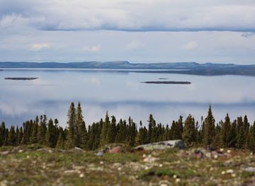 canada/nunavik/landmark/lac-wiyashakimi