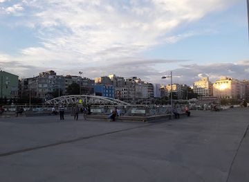 turkiye/istanbul/landmark/byzantine-walls