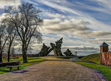 lithuania/kaunas/landmark/monument-to-commemorate-the-victims-of-nazism