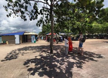 tanzania/stone-town/forodhani-gardens/landmark/fordani-park