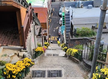 south-korea/yeongnam-region/landmark/choryang-ibagu-gil