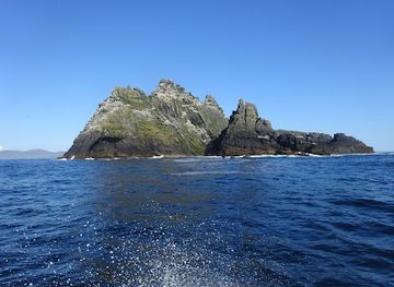 ireland/the-skelligs/landmark/sceilg-bheag-skellig-rock-small