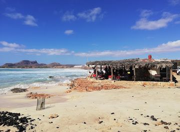 cabo-verde/santa-maria-beach/landmark/praia-de-santa-monica