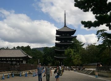 japan/nara-countryside/landmark/noborioji-park