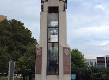 michigan/lansing/landmark/rotary-steam-clock