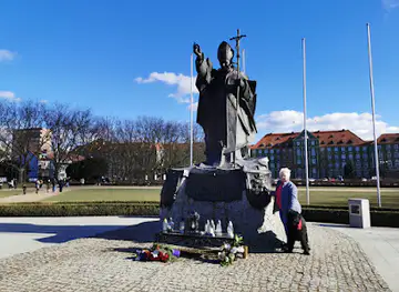 Memorial of the Poles' Feat