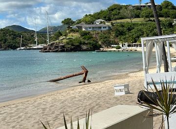 antigua-and-barbuda/english-harbour/landmark/bernie-s-snorkeling-antigua-w-i