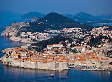 croatia/dubrovnik-riviera/landmark/dubrovnik-city-walls