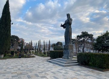 georgia/tbilisi/avlabari/landmark/king-parnavazi-monument