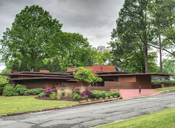 alabama/river-region/landmark/frank-lloyd-wright-rosenbaum-house-museum