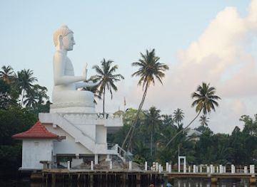 sri-lanka/bentota/landmark/bentota-bridge