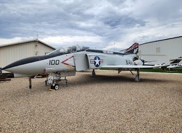 illinois/prairie-state/landmark/prairie-aviation-museum