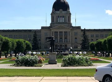 canada/regina/downtown-regina/landmark/walter-scott-memorial