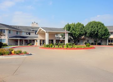 iowa/urbandale/landmark/holiday-illahee-hills