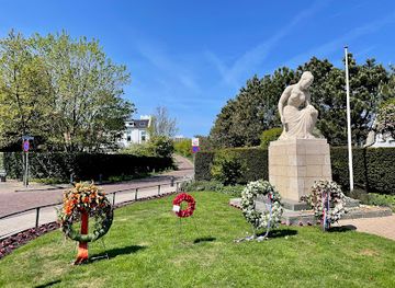 netherlands/bollenstreek/landmark/oorlogsmonument-noordwijk