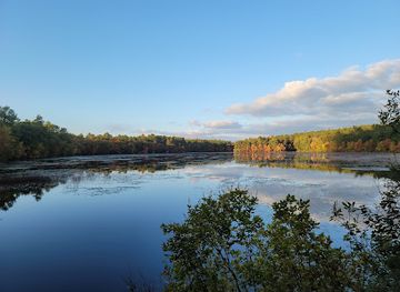 rhode-island/arcadia-management-area/landmark/breakheart-pond-arcadia-trailhead-parking