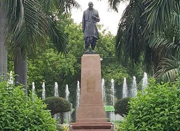 india/delhi/landmark/sardar-vallabh-bhai-patel-statue