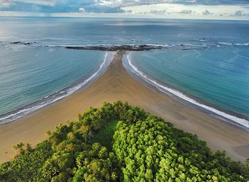 costa-rica/osa-peninsula/landmark/punta-uvita