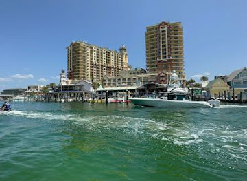 florida/destin-beach/landmark/pelican-adventures