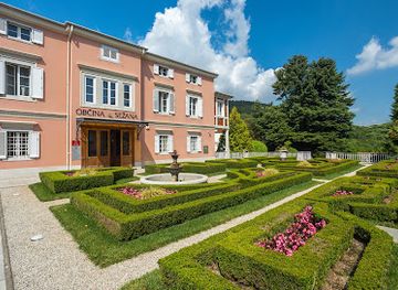slovenia/sezana/landmark/karst-tourist-information-centre-sezana