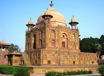 india/uttar-pradesh/landmark/akbar-fort-prayagraj