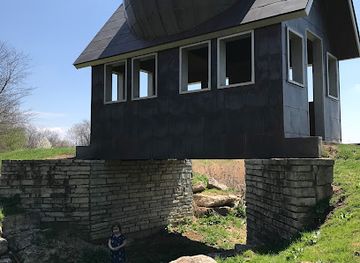 ohio/central-ohio/landmark/watch-house-circle-mound