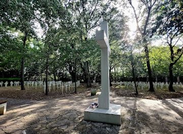 slovakia/bratislava/petrzalka/landmark/military-cemetery-from-the-world-war-i-in-kopcany