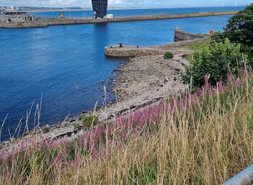 united-kingdom/aberdeen/footdee/landmark/skate-s-nose-jetty-capstan