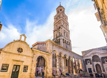 croatia/split/varos/landmark/diocletian-s-palace