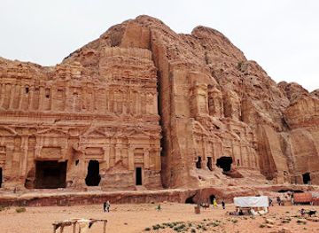 jordan/petra/landmark/silk-tomb